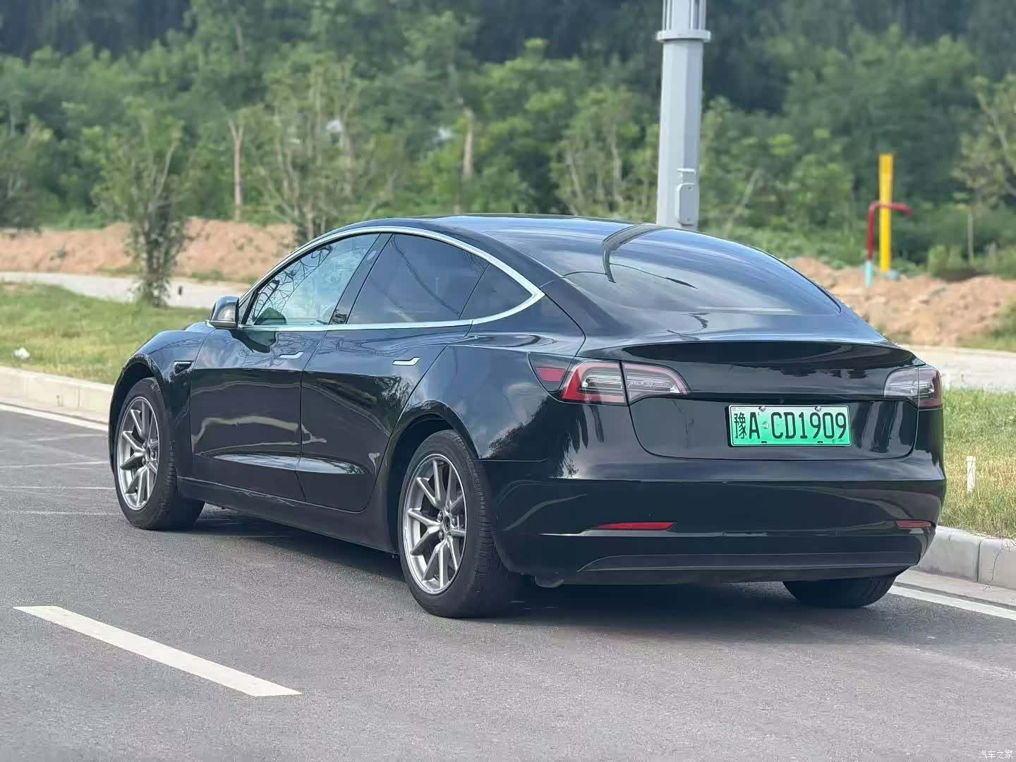 Tesla Model 3, 2020 8