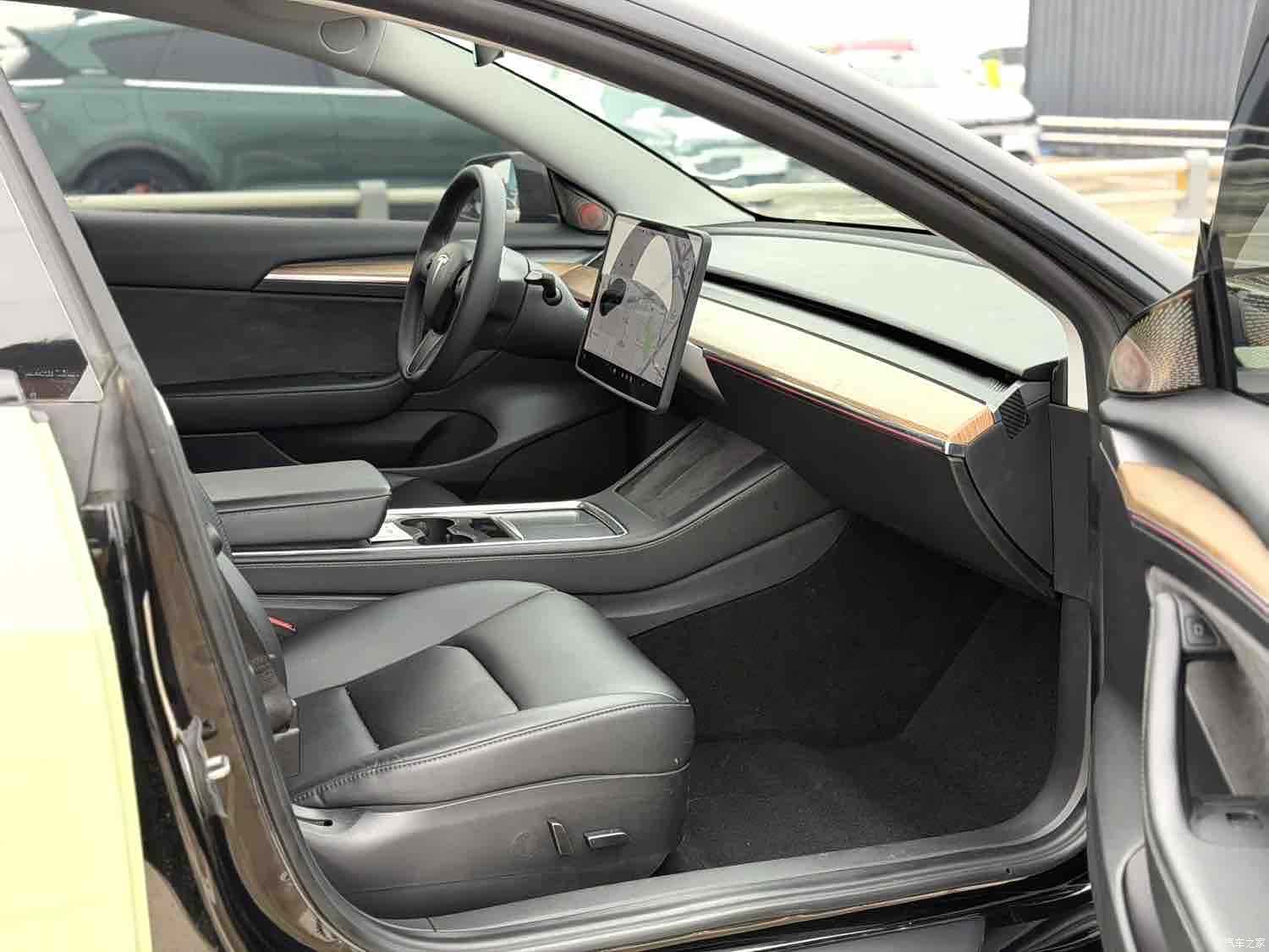 Tesla Model 3, 2021 7