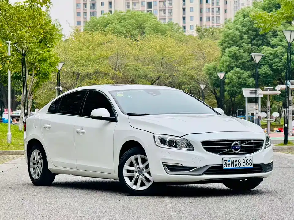 Volvo S60