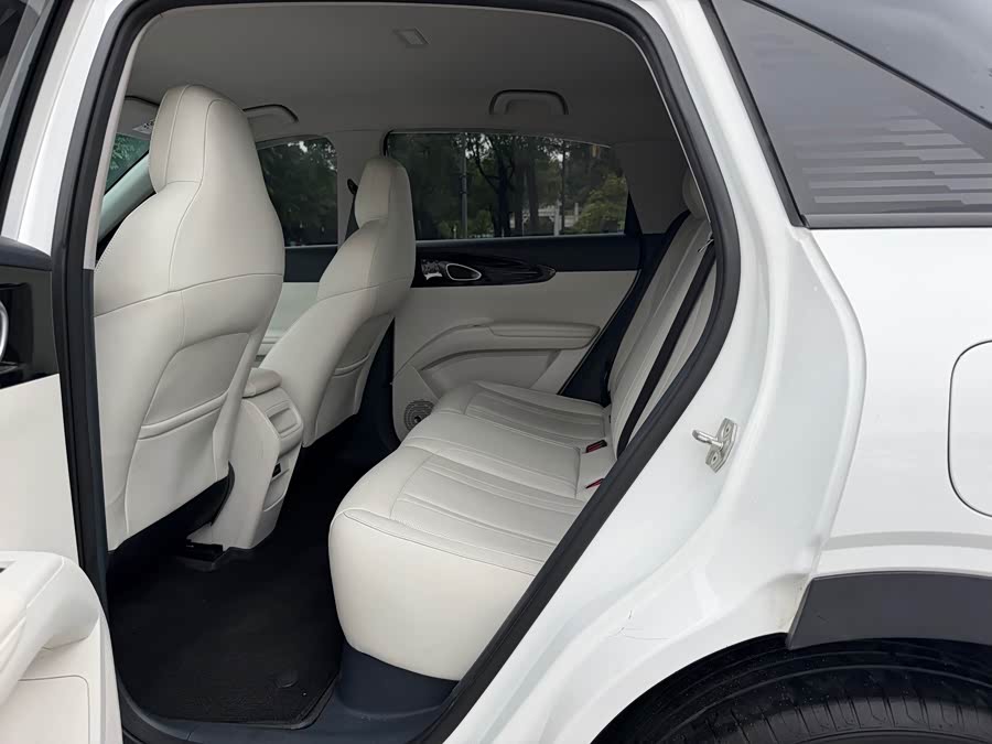 Geely Xingyuan 2024, фото 5