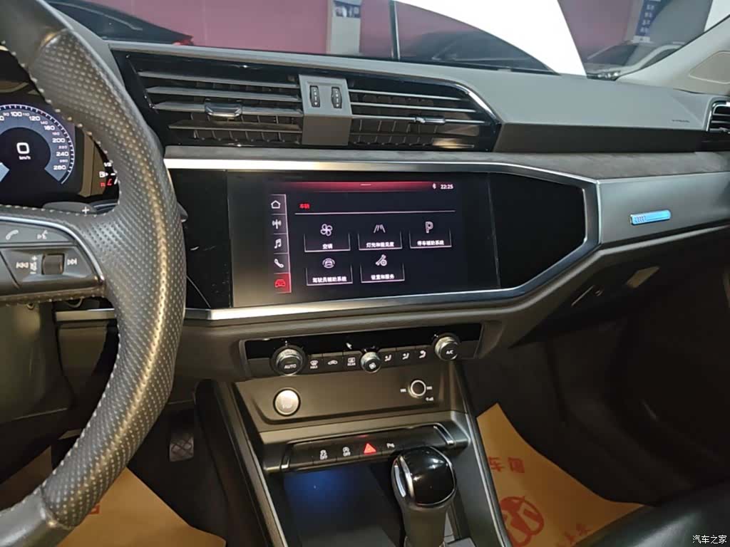 Audi Q3, 2021 13