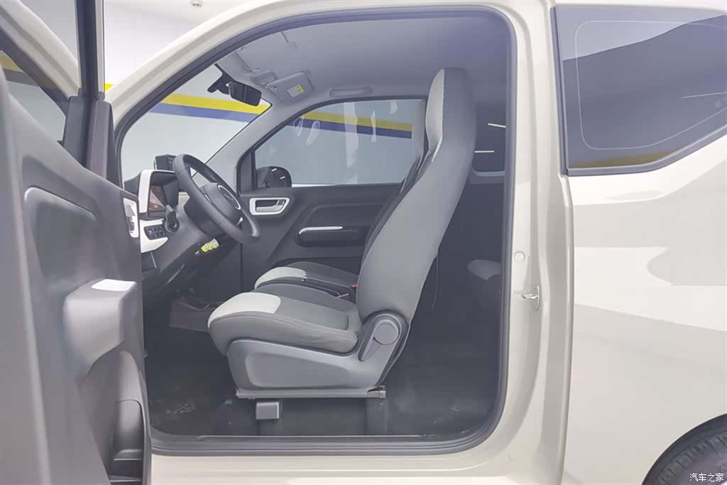 Wuling MINIEV, 2024 9