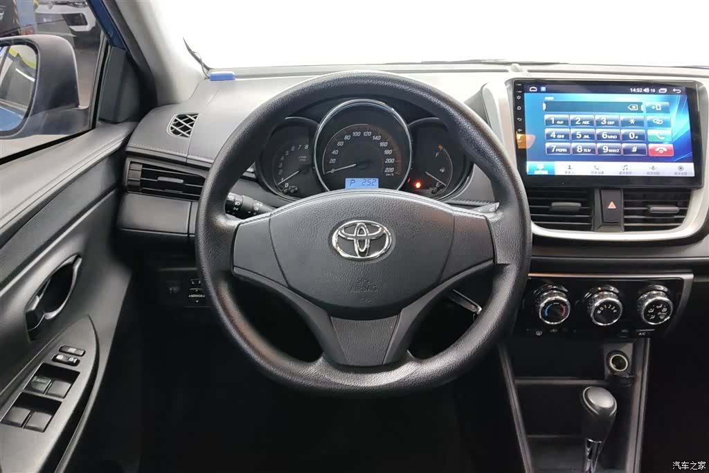 Toyota YARiS L, 2020 15