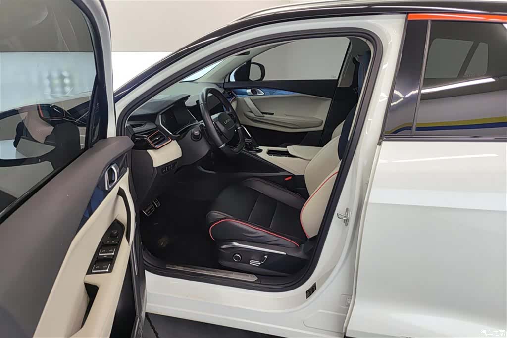Lynk & Co 02, 2021 9