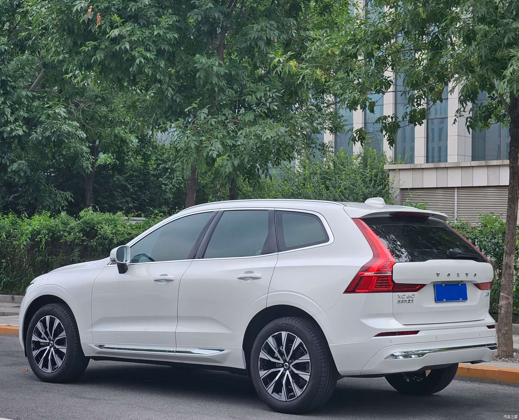 Volvo XC60, 2024 3