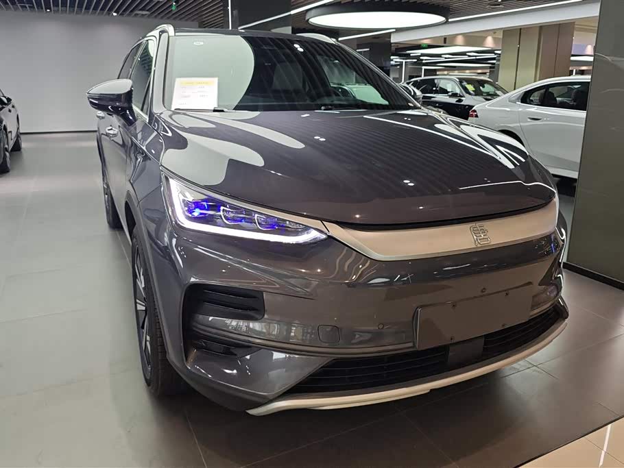 BYD Tang NEV