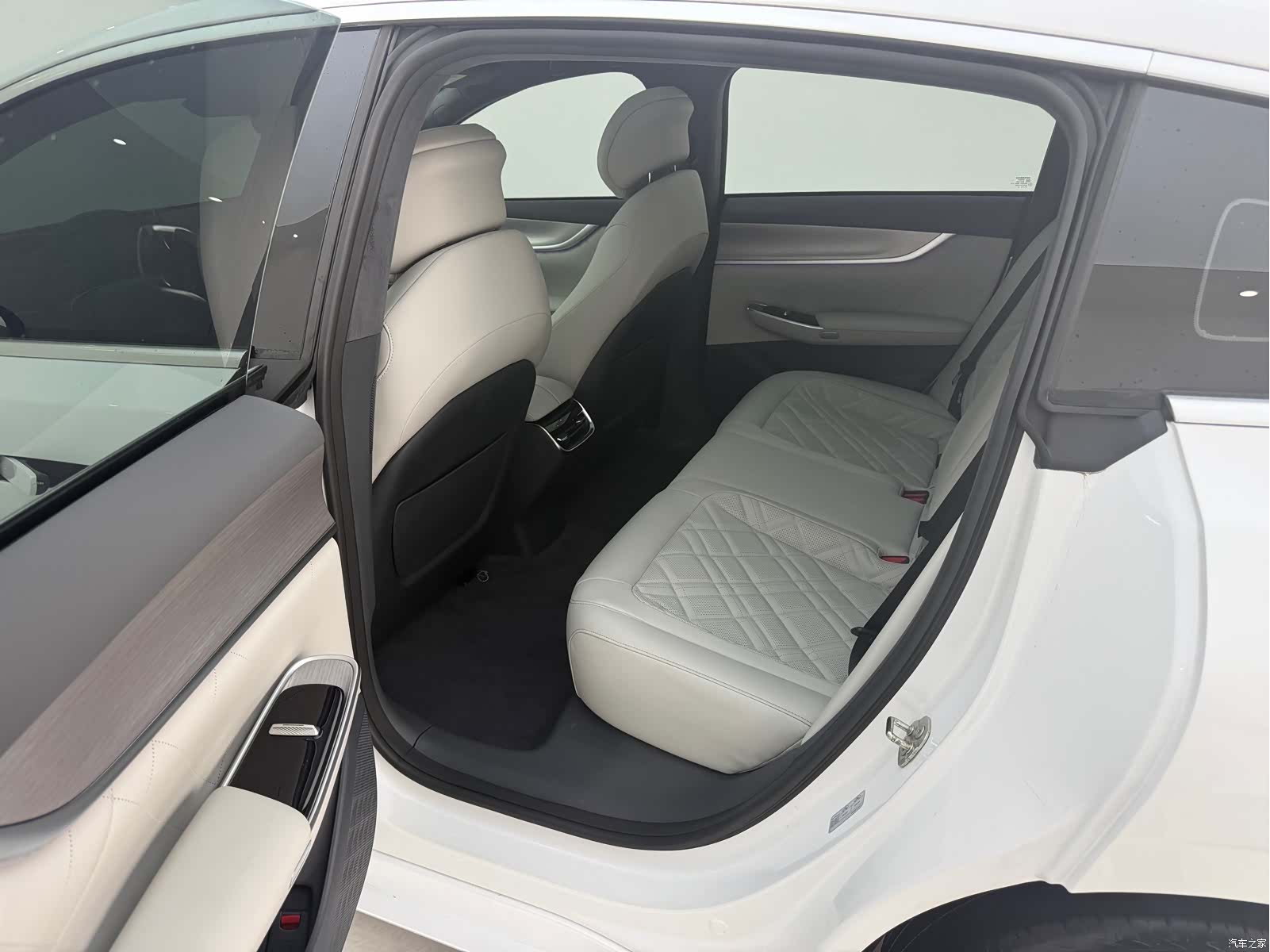 Changan Eado, 2023 14