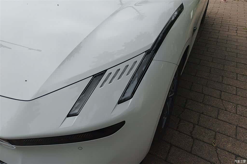 Lynk & Co 02, 2025 все фото