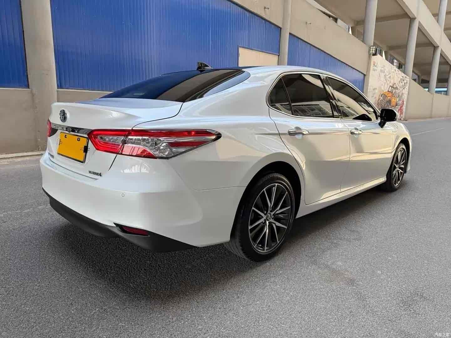 Toyota Camry, 2023 4