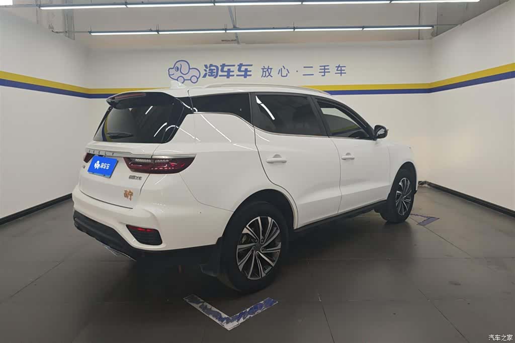 Geely X6, 2020 3