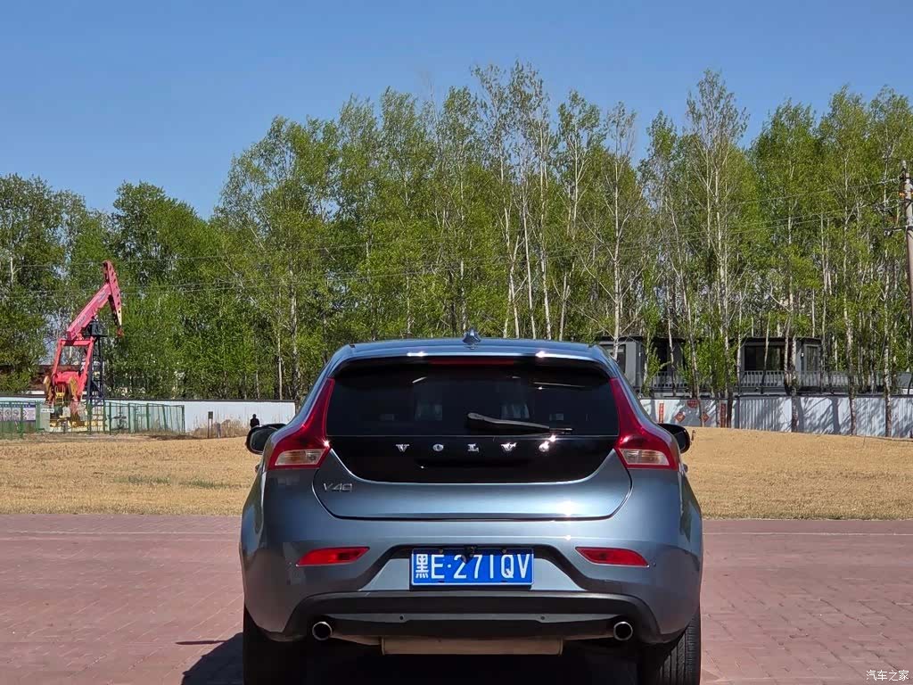 Volvo V40, 2013 9