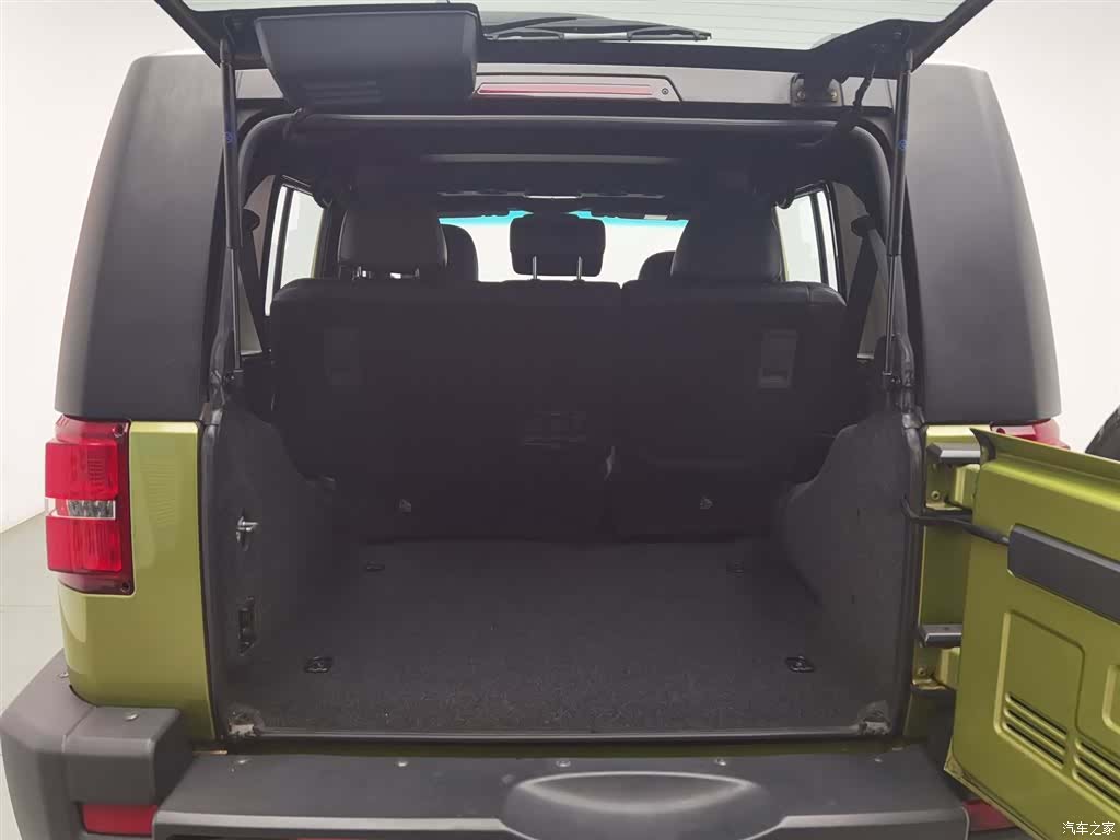 BAIC BJ40, 2016 16