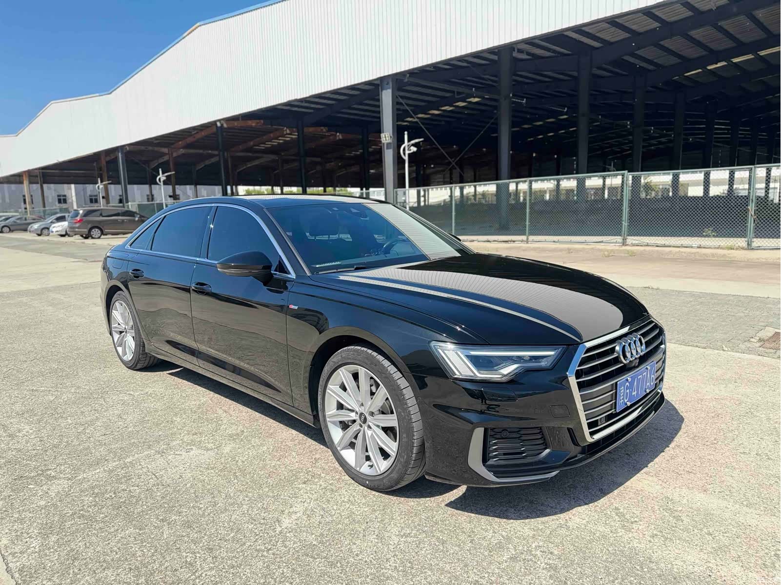 Audi A6L, 2022 3