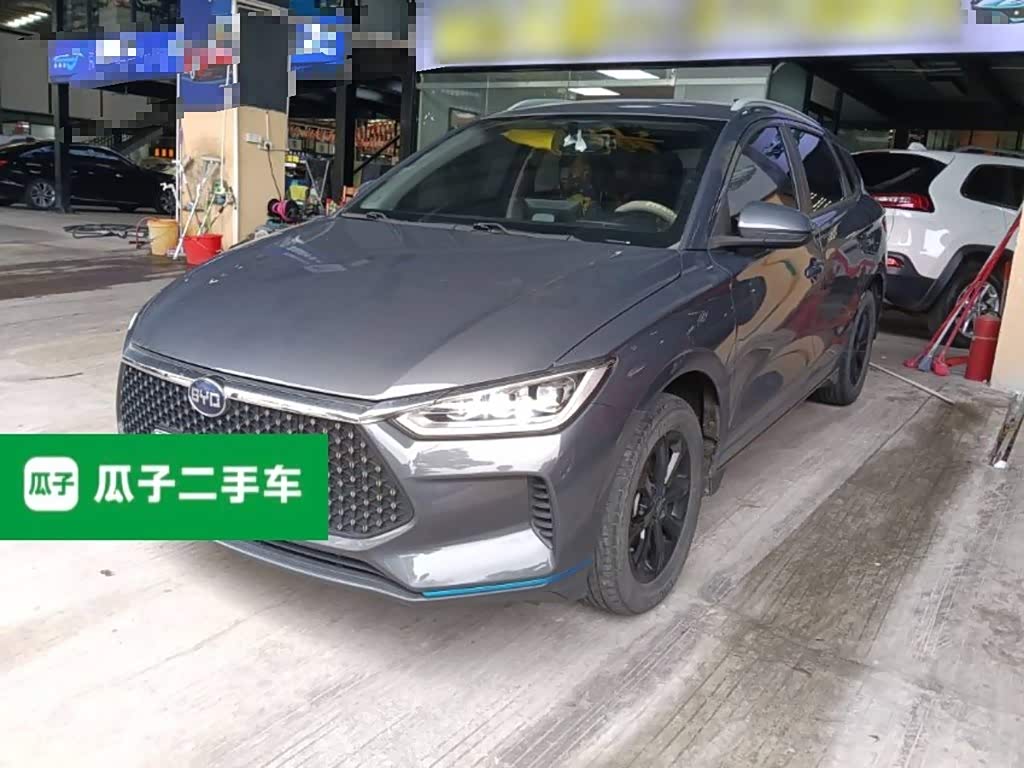 BYD e2