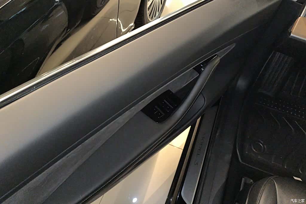 Tesla Model 3, 2020 7