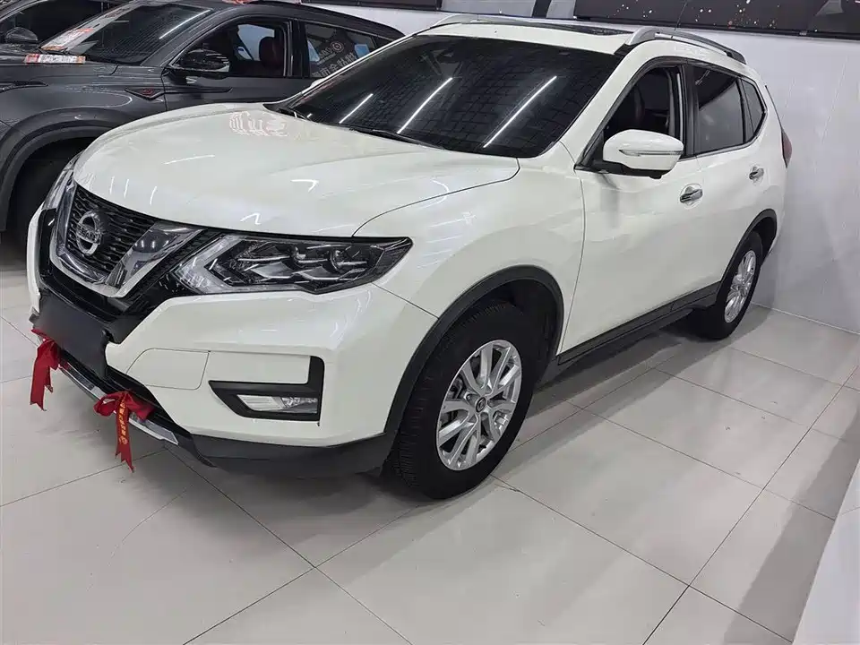 Nissan Qijun
