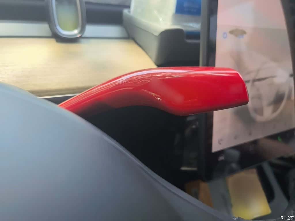 Tesla Model Y, 2023 7