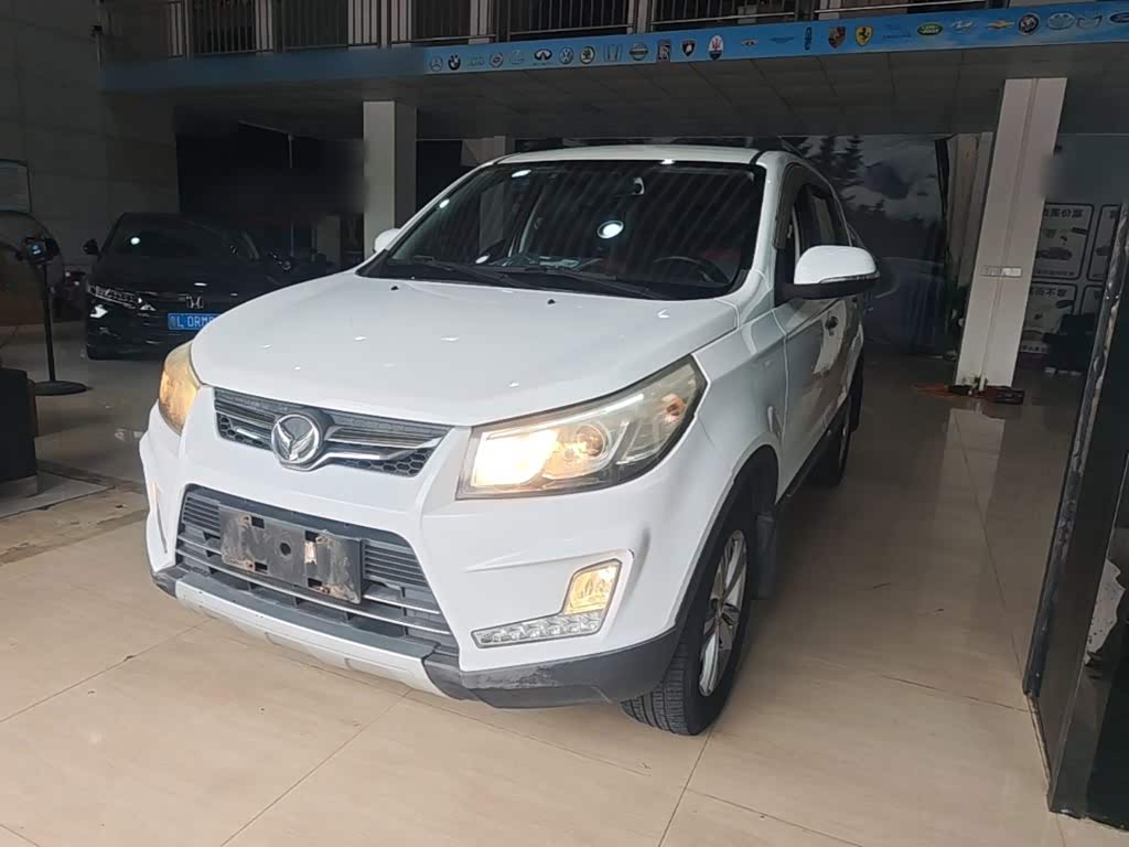 BAIC S3