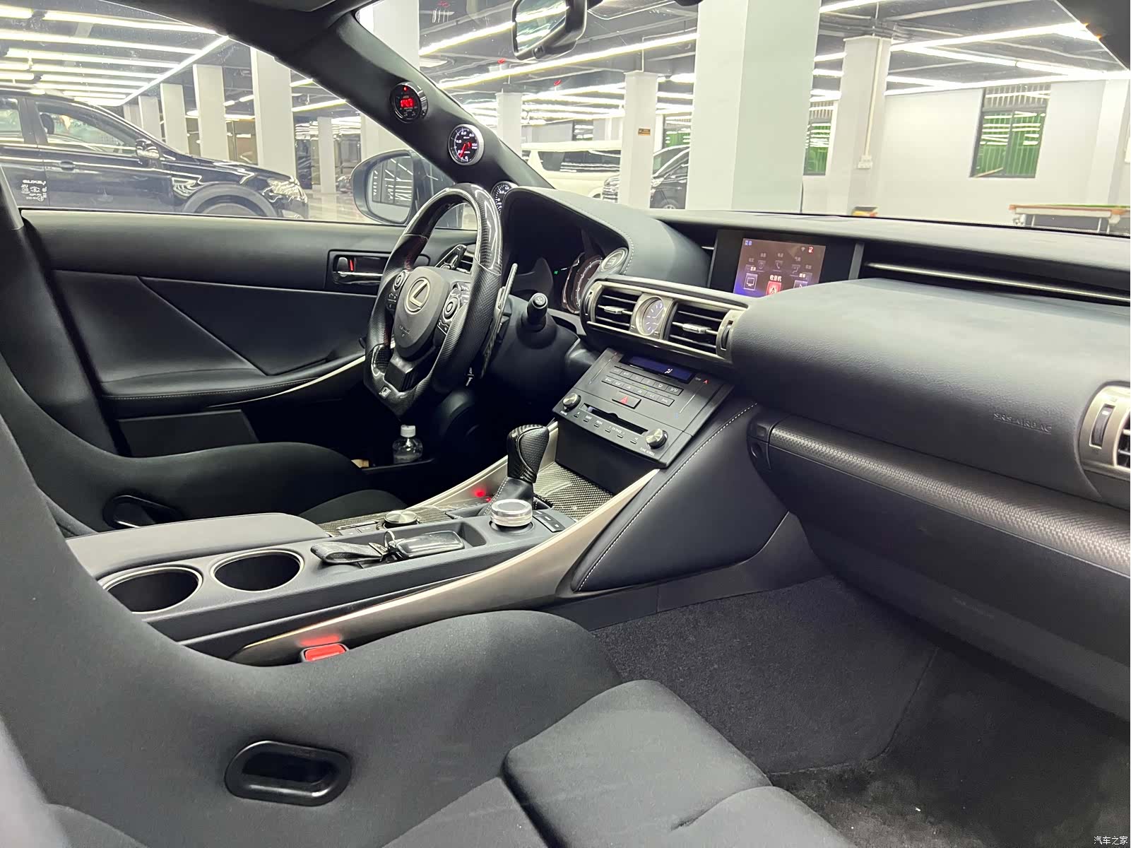 Lexus IS, 2016 17