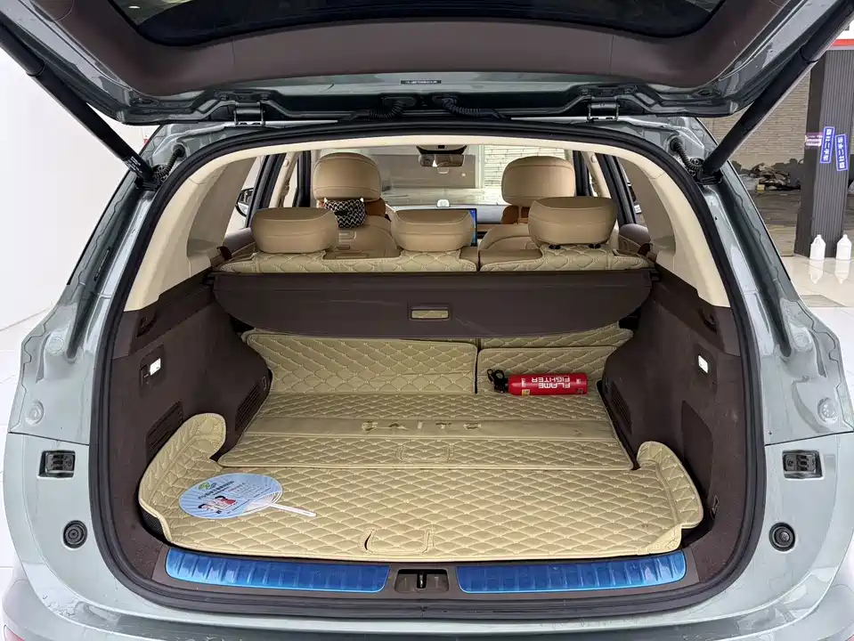 AITO Ask the world M7