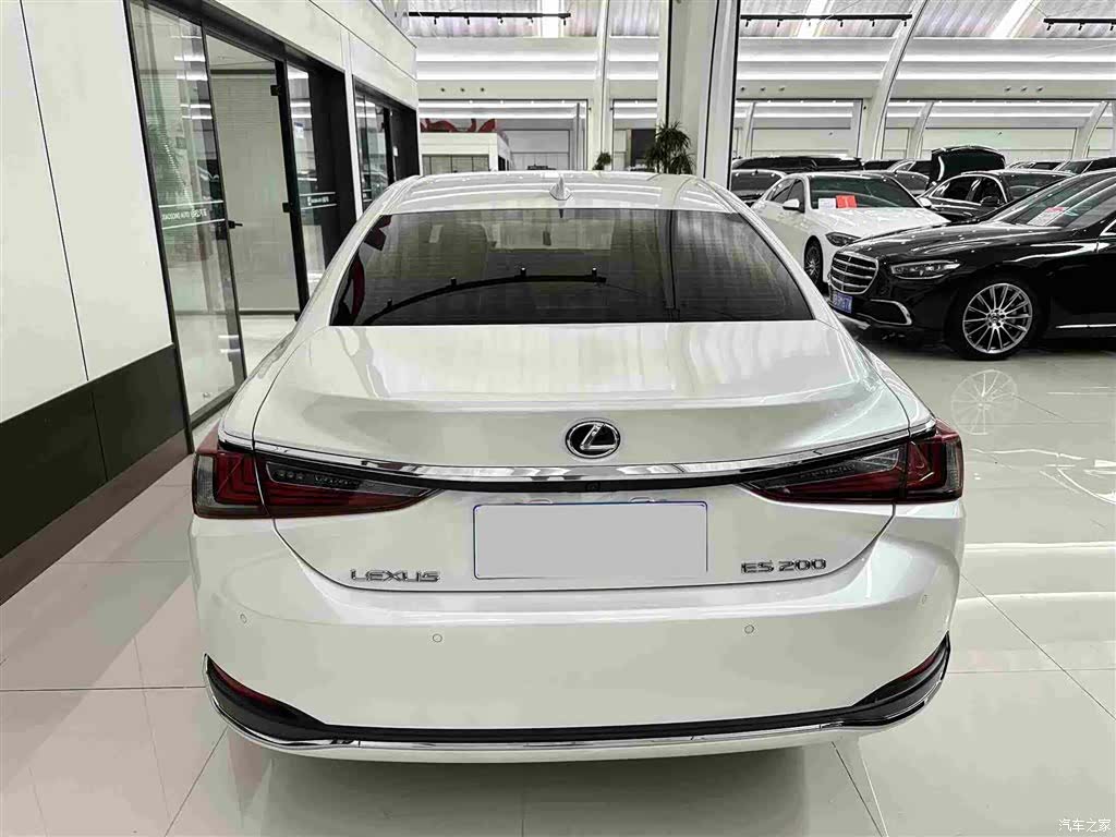 Lexus ES, 2024 15