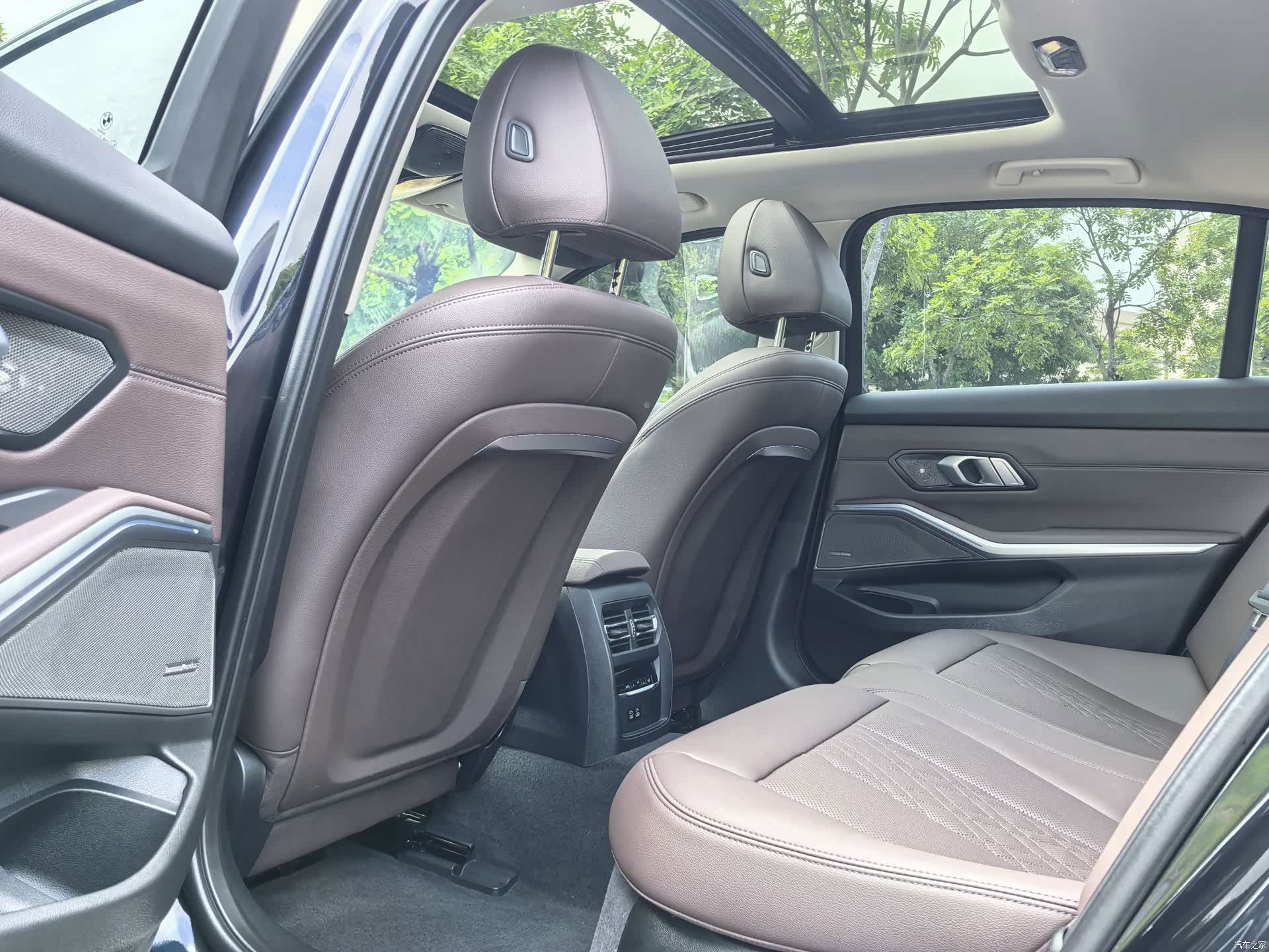 BMW i3, 2024 10