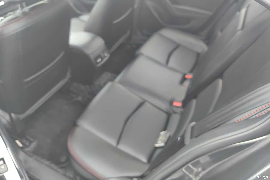Mazda Mazda3, 2019 11