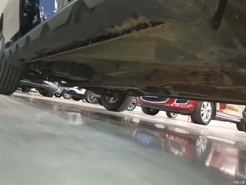 Geely X6, 2022 21