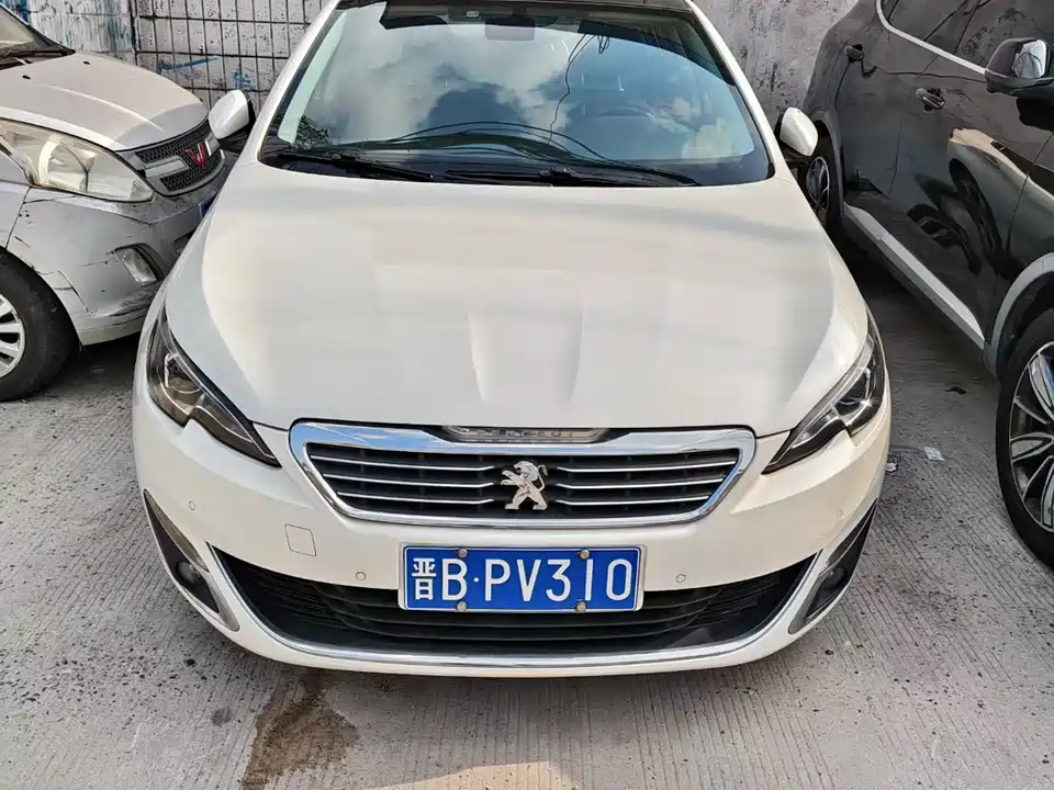 Peugeot 308S