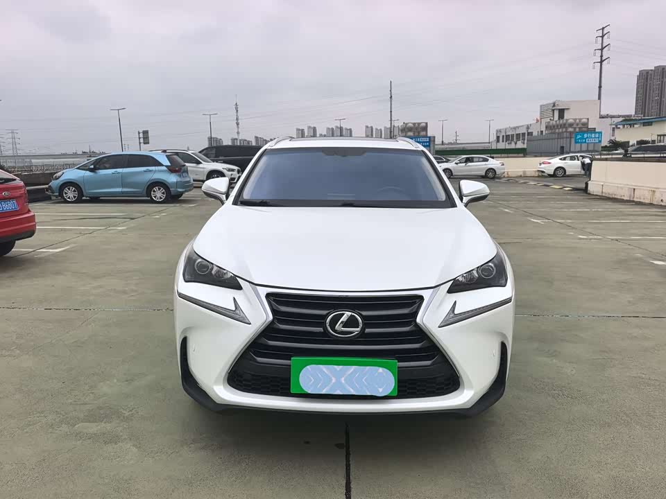 Lexus NX