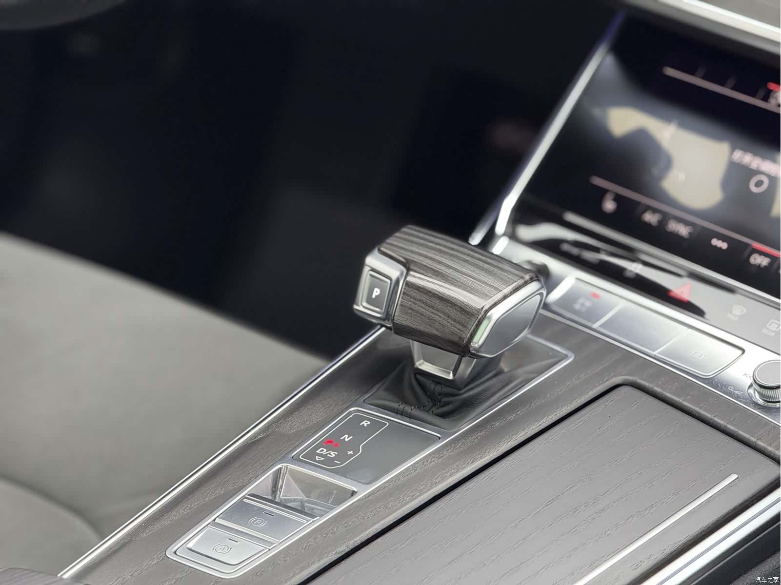 Audi A6L, 2024 12
