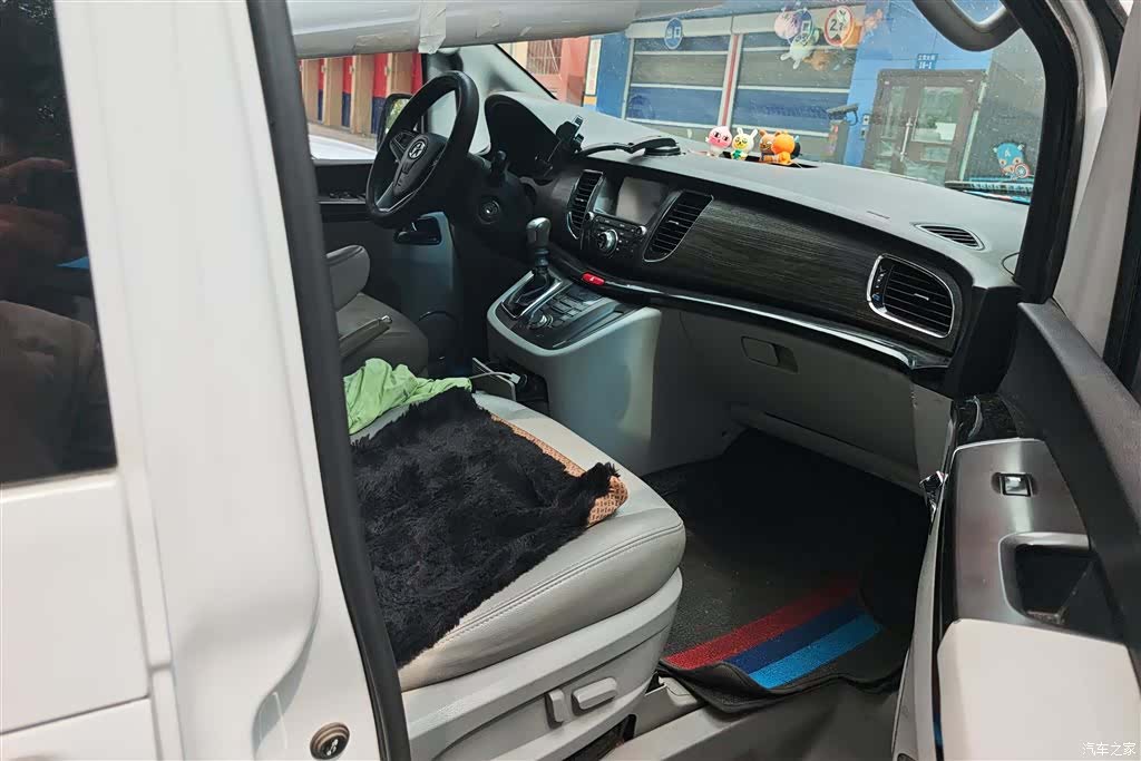 JAC M5, 2015 7