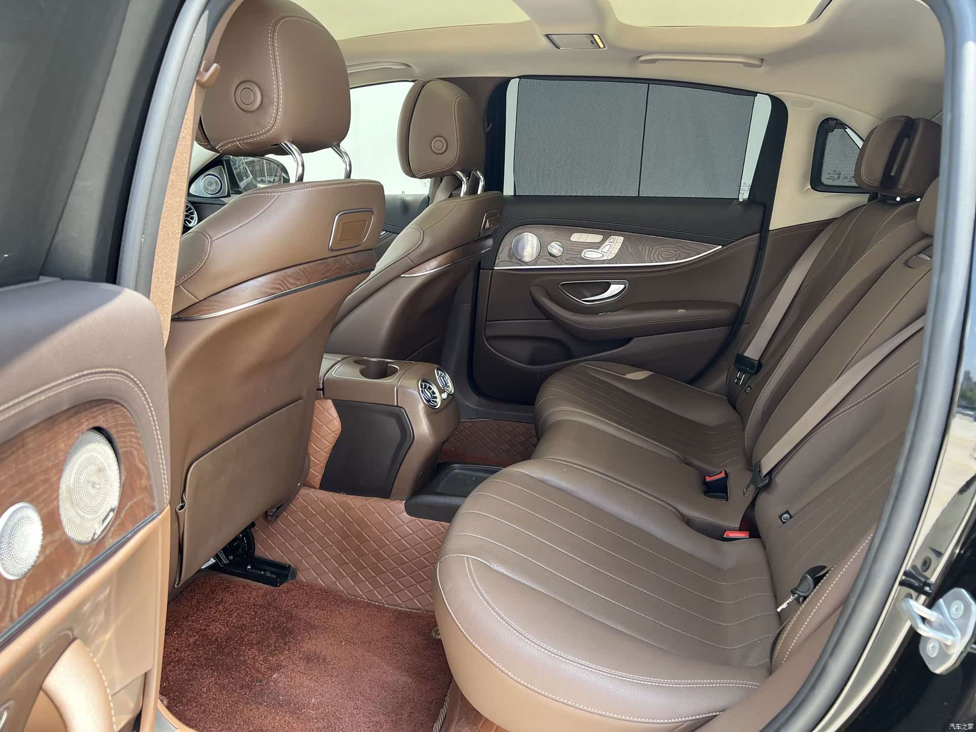 Mercedes-Benz E-Class, 2020 все фото