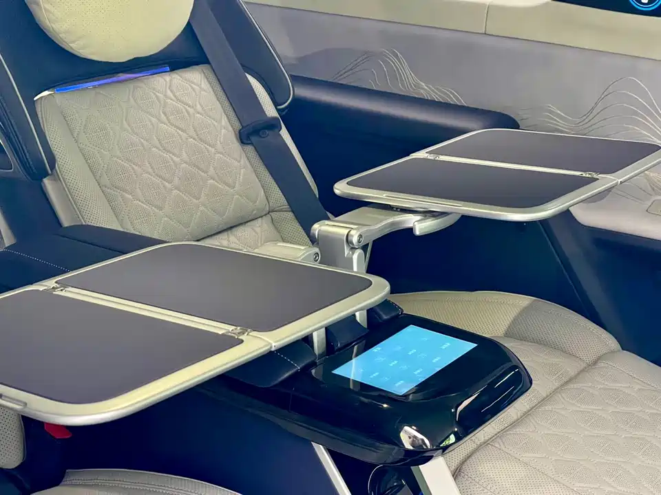 Lincoln Navigator One