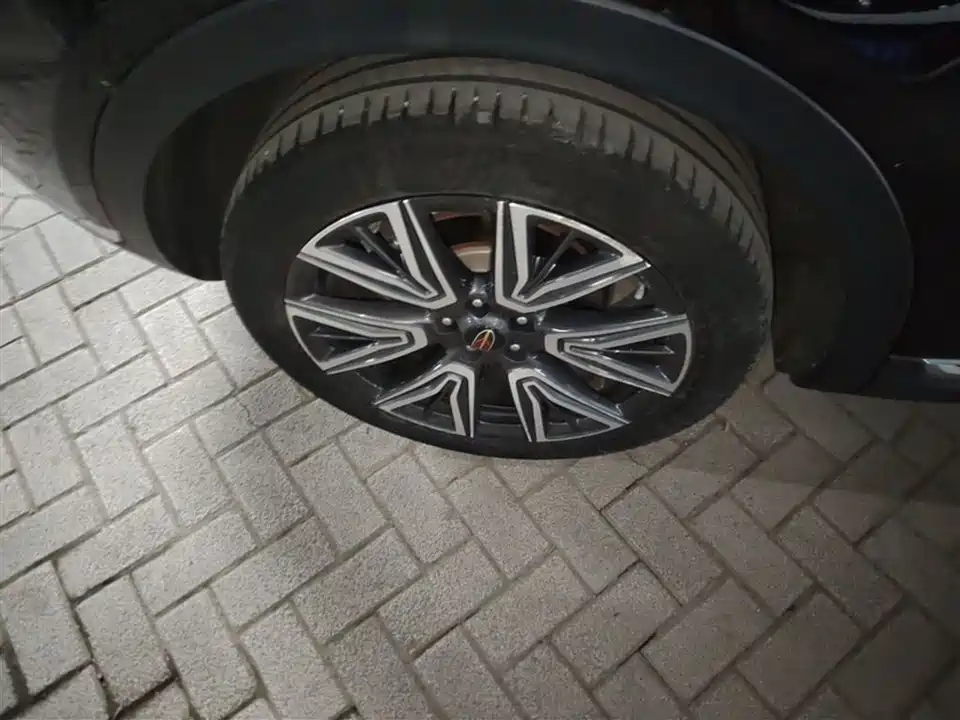 Hongqi HS5 Hongqi HS5