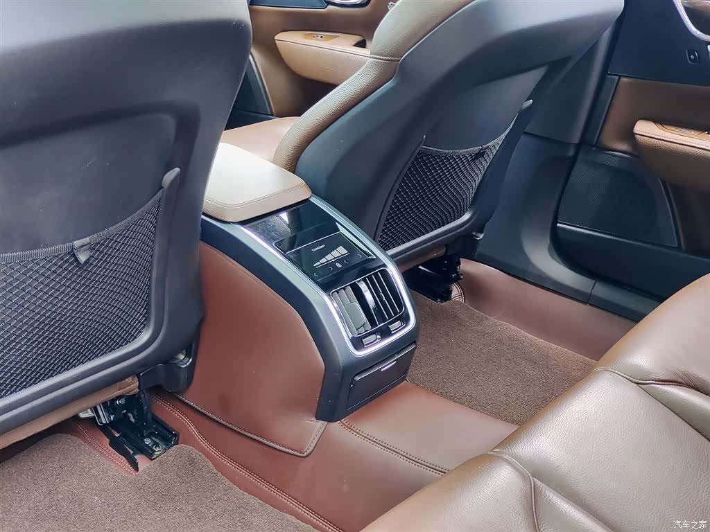 Volvo S90, 2017 9
