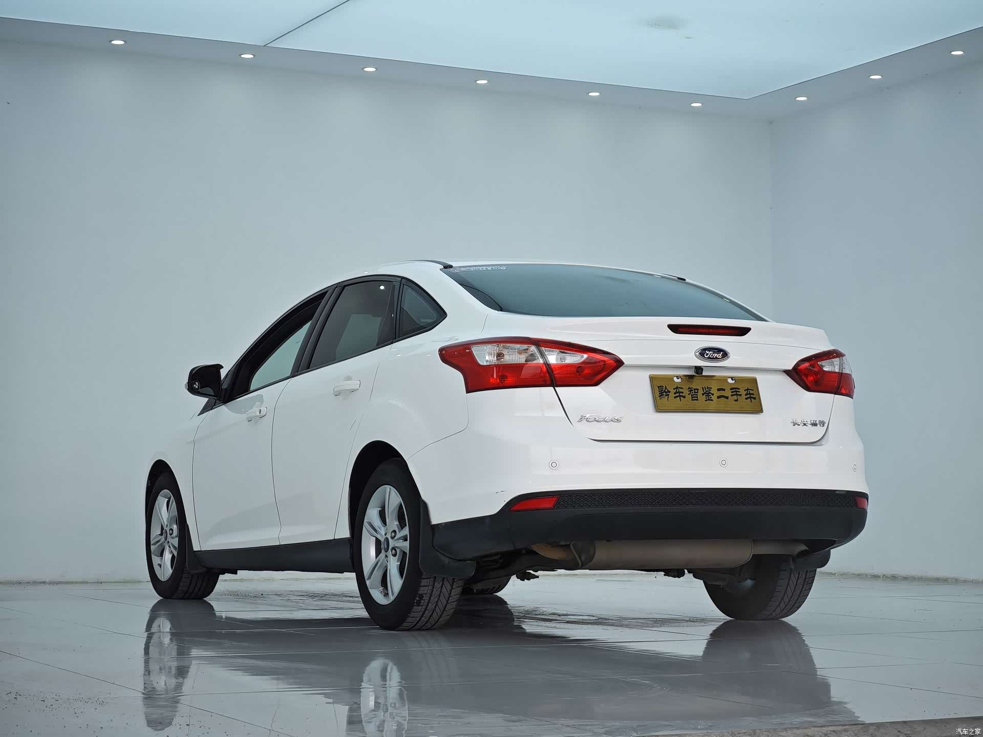Ford Focus, 2013 4