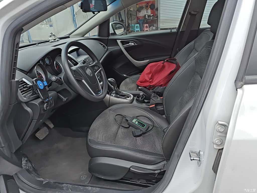 Buick XT, 2015 15