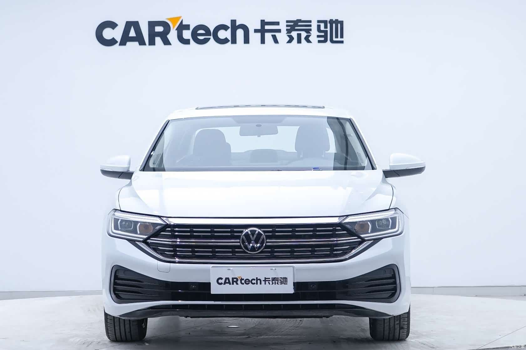 Volkswagen Sagitar, 2022 6