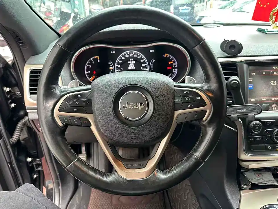 Jeep Grand Cherokee