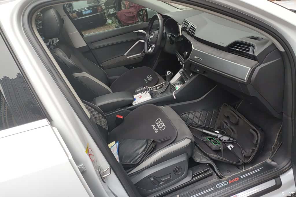 Audi Q3, 2022 8