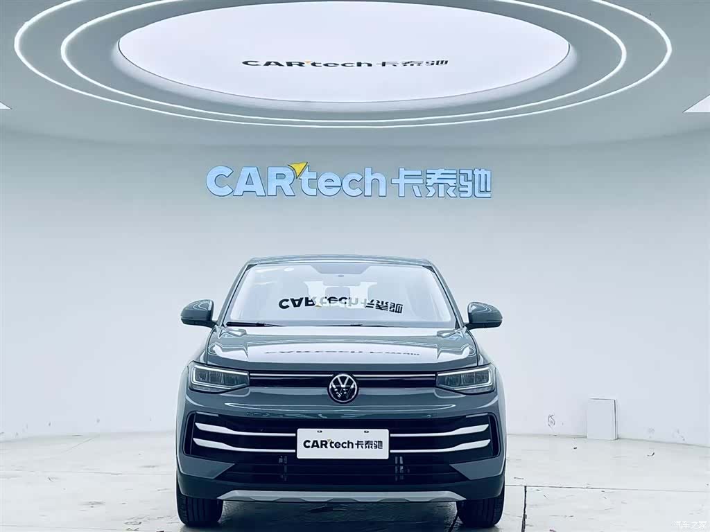 Volkswagen Tharu, 1900 3