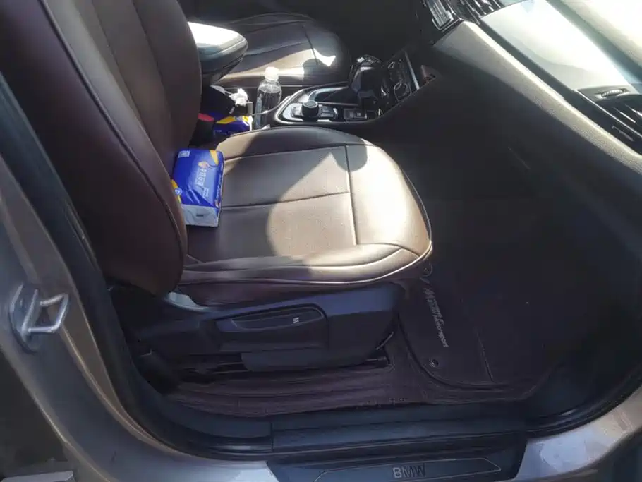 BMW 2 series station wagon