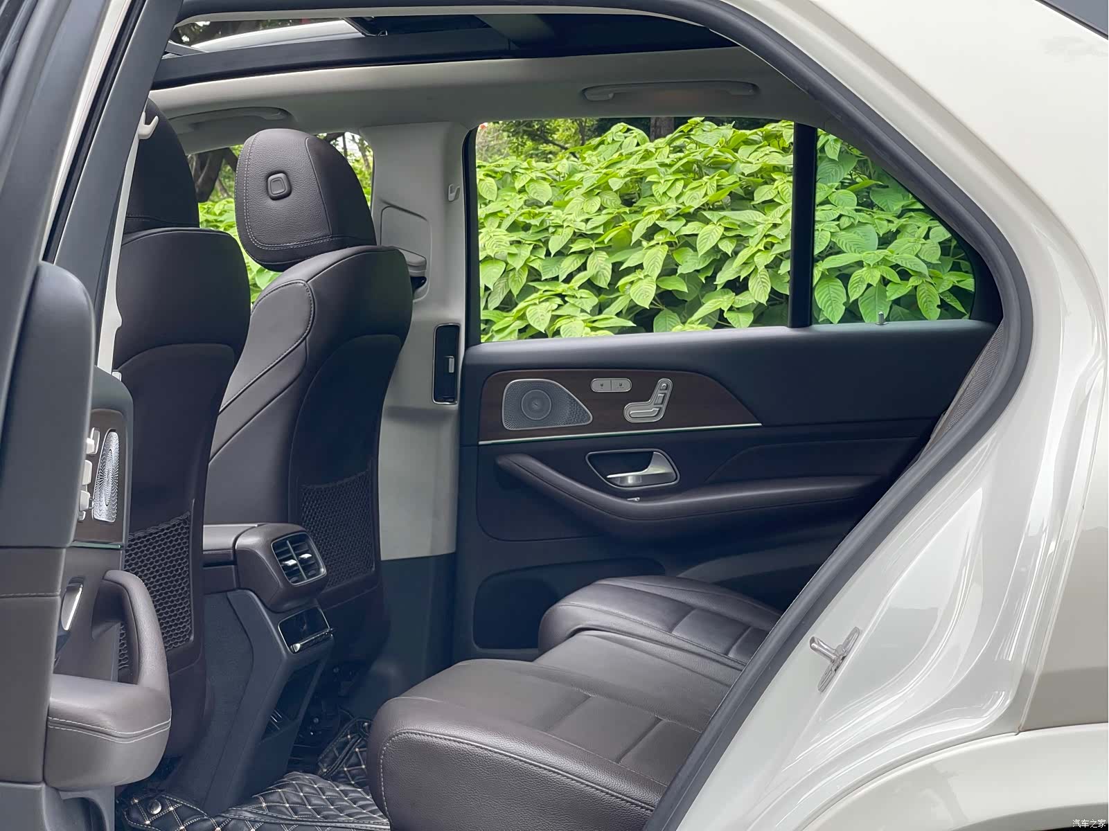 Mercedes-Benz GLE, 2019 21