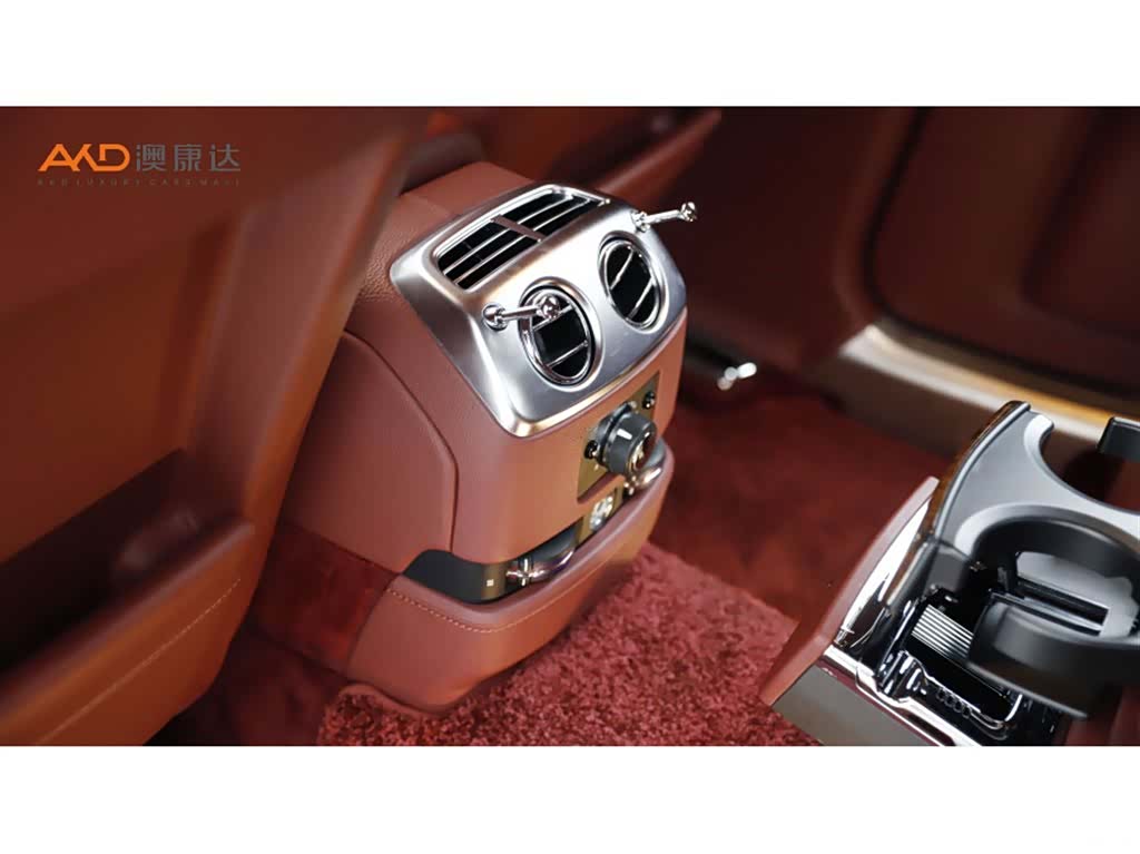 Rolls-Royce Ghost, 2016 9