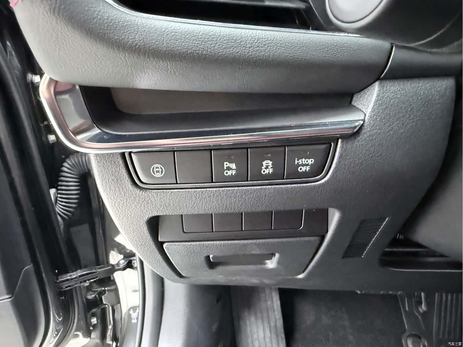 Mazda Mazda3, 2023 17
