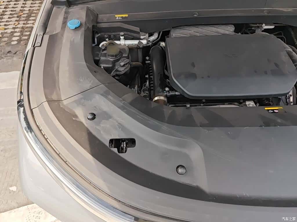 Li Auto L8, 2023 21