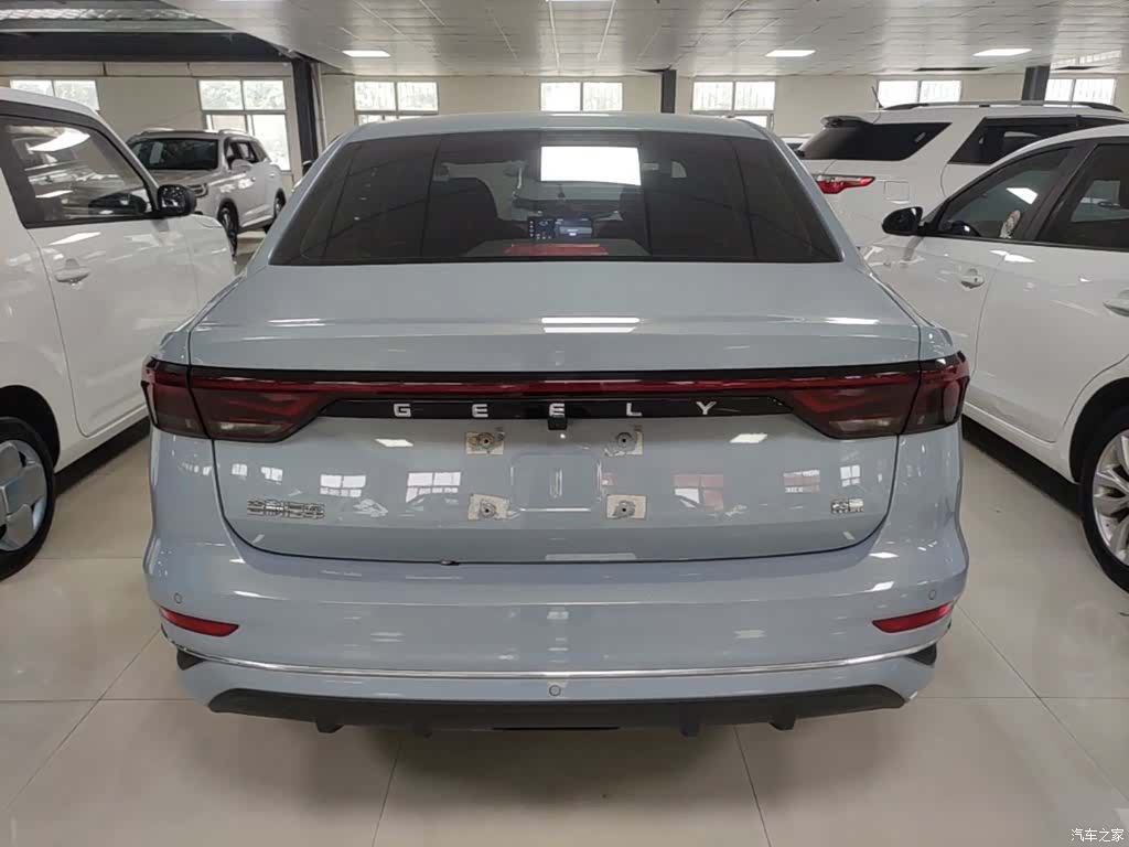 Geely Emgrand, 2023 6