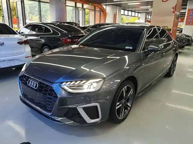 Audi A4L 2021 — купить из Китая под заказ