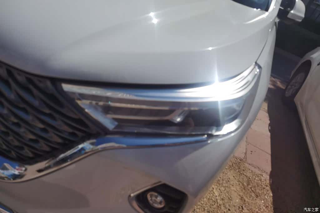 Haval M6, 2021 все фото